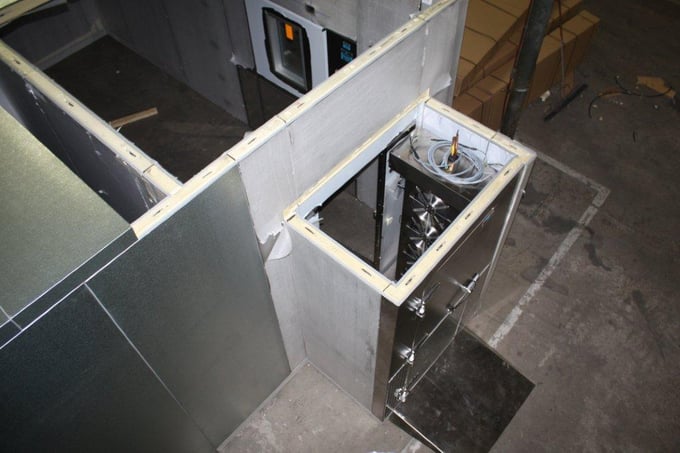 Integrated Pass-Thru Roll-in Blast Chiller