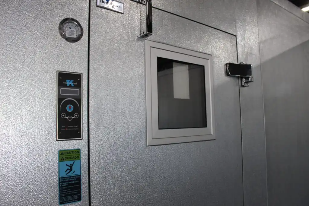 Walk-In Door Close